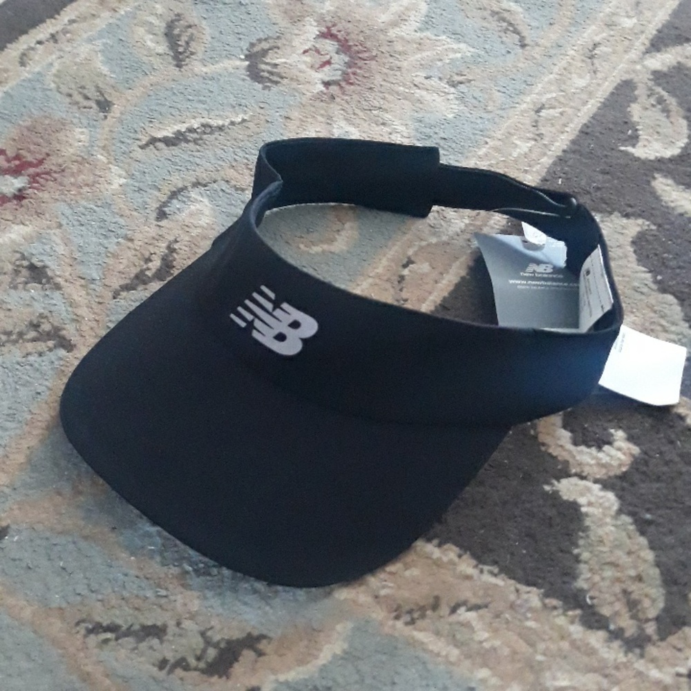 New Balance performance ladies visor